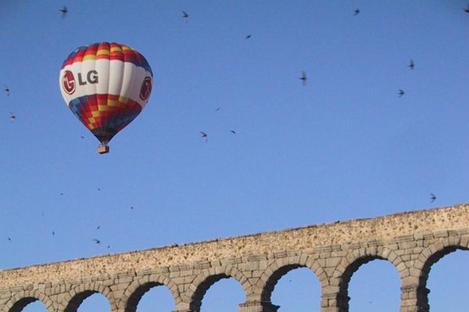Segovia from the Skies: Sunrise Balloon Ride - Landing notes: bumpy moments happen (and that’s normal-ish)
