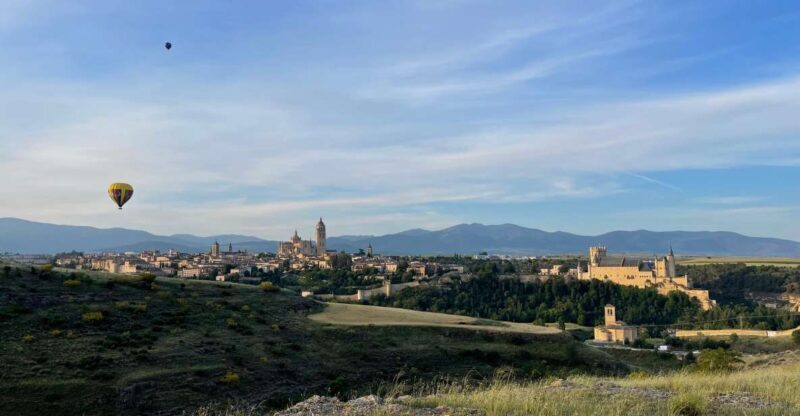 Segovia: Hot-air balloon ride with cava toast - The Experience: What You Can Expect from Start to Finish