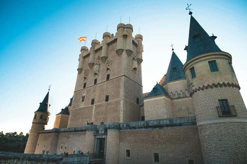 Segovia: Private Tour from Madrid by Minivan - Key Points
