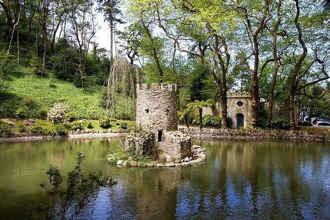 Self-Drive Tour in Sintra - Pena Palace & Moorish Castle - Why We Think This Tour Works Well