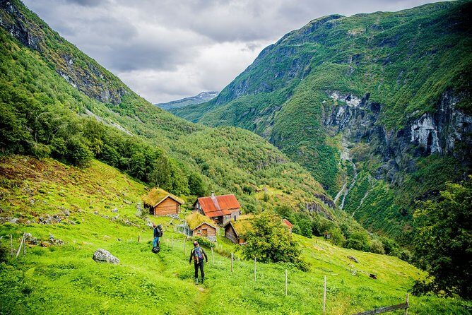 Self-Guided 22-Hour Round Trip From Oslo To Sognefjord With Flåm Railway - Key Points