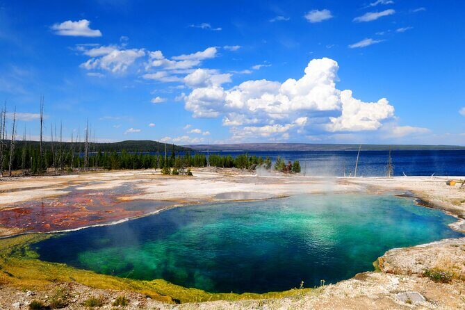 Self-Guided Audio Tour of Yellowstones West Thumb Basin - The Itinerary in Detail
