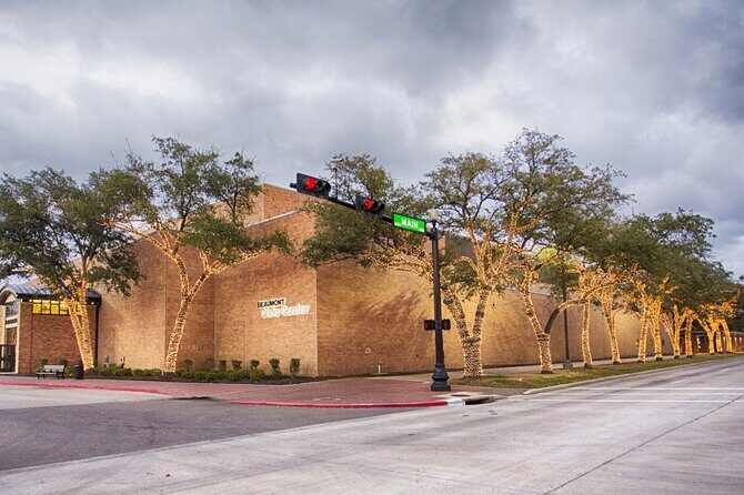 Self-Guided Beaumont Scavenger Hunt: Big Fun In Beaumont - Key Points