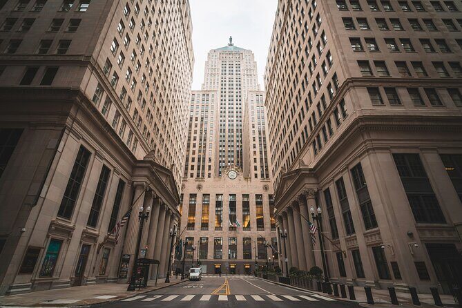 Self-Guided Chicago Loop Tour Explore the City at Your Own Pace - Weighing the Value: Is It Worth It?