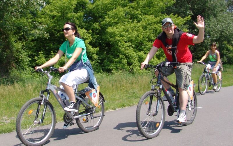 Self-Guided City Bike Tours - Why Choose a Self-Guided Bike Tour in Prague?