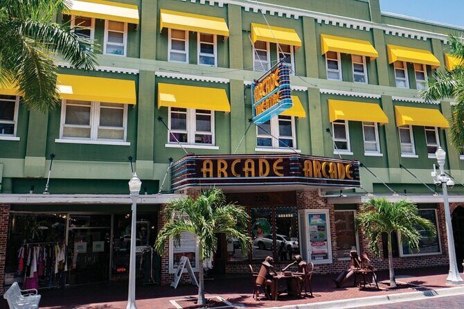 Self-Guided Fort Myers Scavenger Hunt: His Greatest Invention - Who Will Enjoy This?