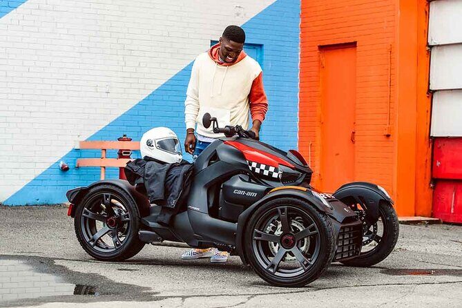 Self-Guided Las Vegas Trike tour on a CanAm Trike - What is the Self-Guided Las Vegas Trike Tour?