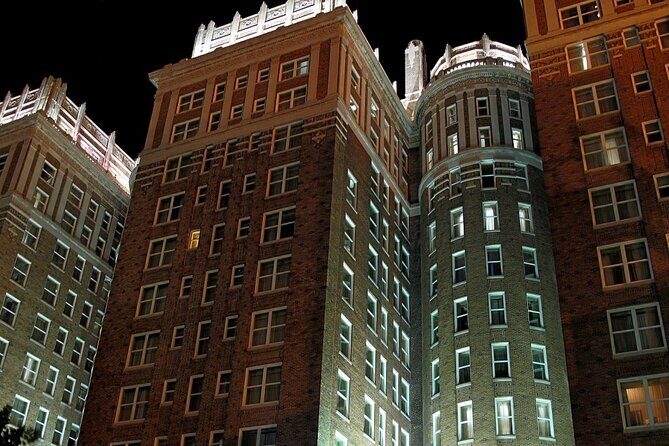 Self-Guided Oklahoma City Scavenger Hunt: Wild Western Art - Who Will Enjoy This Tour?