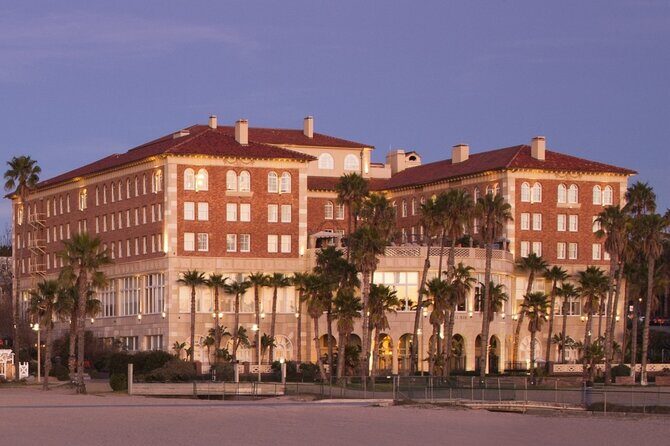 Self-Guided Santa Monica Scavenger Hunt: The Dessert of L.A. - How the Experience Works