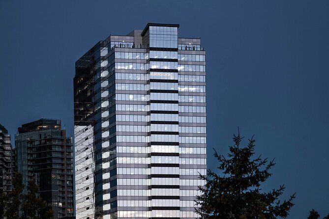 Self-Guided Scavenger Hunt: Beautiful Views of Bellevue - A Closer Look at the Bellevue Scavenger Hunt