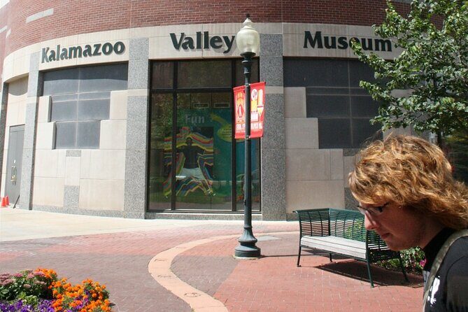 Self-Guided Scavenger Hunt: Kalamazoo Fun - A Closer Look at the Kalamazoo Fun Scavenger Hunt