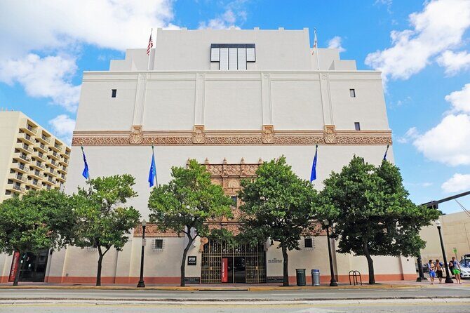 Self Guided Scavenger Hunt: Miami Beach Colors & Culture - Who Would Love This?