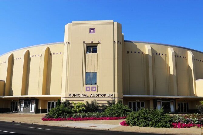 Self-Guided Scavenger Hunt: West Virginias Cultural Crown! - Key Points