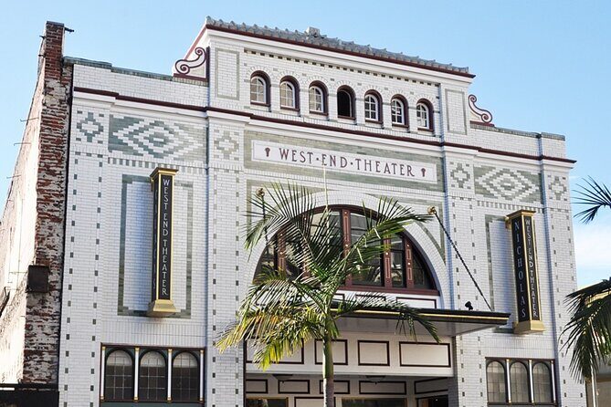 Self Guided Scavenger Hunt: Wind Through Santa Anas Downtown - How the Experience is Structured