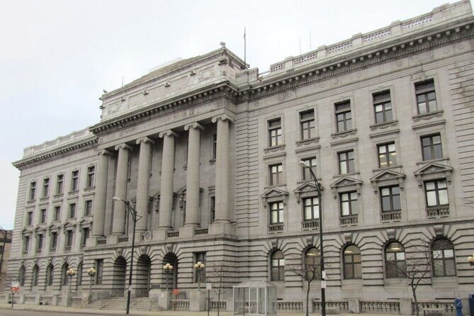 Self-Guided Scavenger Hunt: Youngstown Roaming The Rust Belt - What You’ll See Along the Way