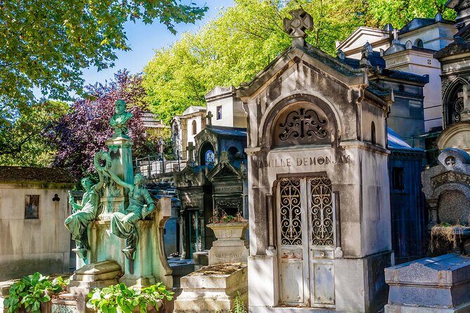 Self-Guided Tour of Celebrity Graves at Père-Lachaise Cemetery - The Practical Side: Logistics and Tips