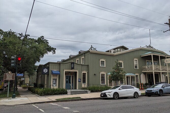 Self Guided Walking Tour of New Orleans' Historic Garden District - In-Depth Breakdown of the Itinerary