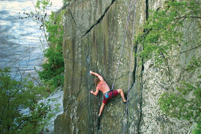 Self-guided Waterfall Hiking Tour through Great Falls National Park - FAQ