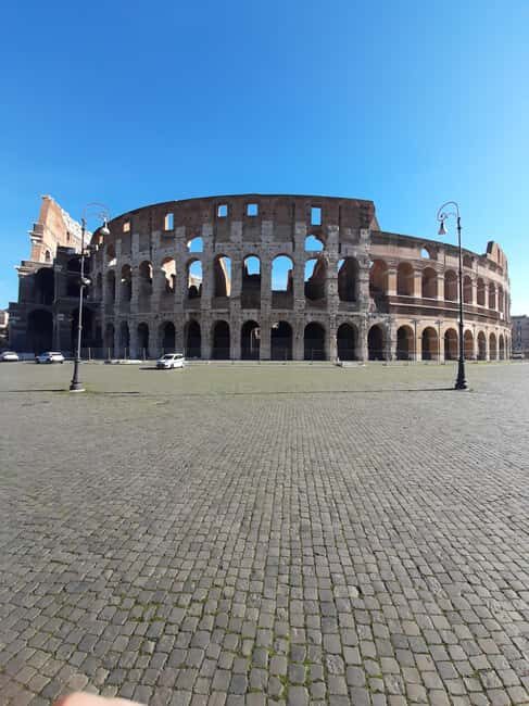 Semi Private 1 hour tour of Colosseum- Group size 7 - The Sum Up