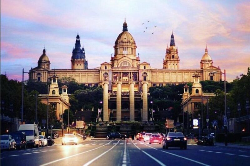 Semi-Private Barcelona Gothic, Parc Guell & Sagrada Familia - Who Should Consider This Tour?