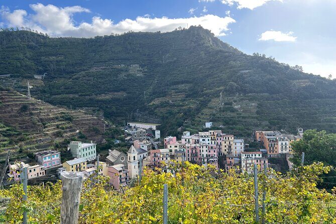 Semi-Private Guided Hiking Cinque Terre Tour from Florence - FAQ