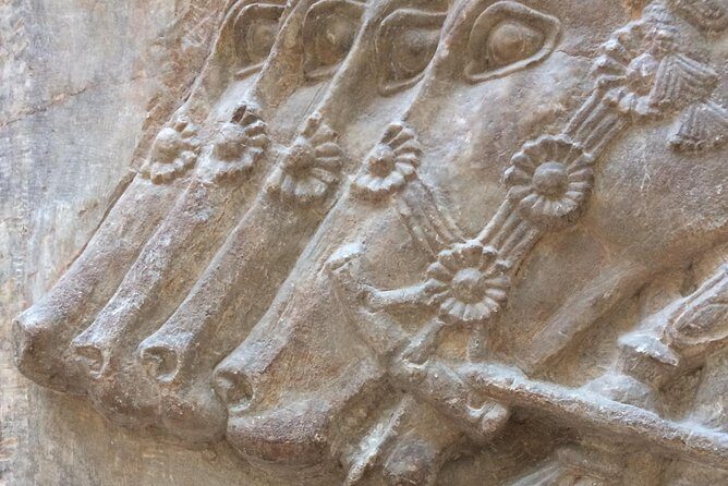 Semi-Private Louvre Masterpieces with Reserved Entrance Time - FAQs