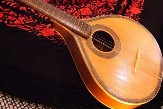 Semi Private Oporto Fado Show with Dinner - FAQs