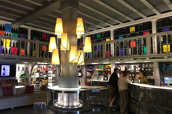 Semi-Private Rioja Tour of 3 Premium Wineries from Bilbao - Boutique Wineries in Samaniego