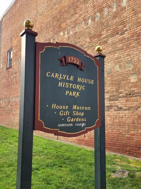 Semi-Private Walking Tour Old Town Alexandria & Carlyle - Practical Details and Tips