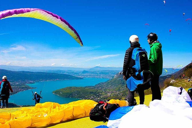 Sensation paragliding flight over the magnificent Lake Annecy - Sensation Paragliding Flight Over the Magnificent Lake Annecy: An Honest Review