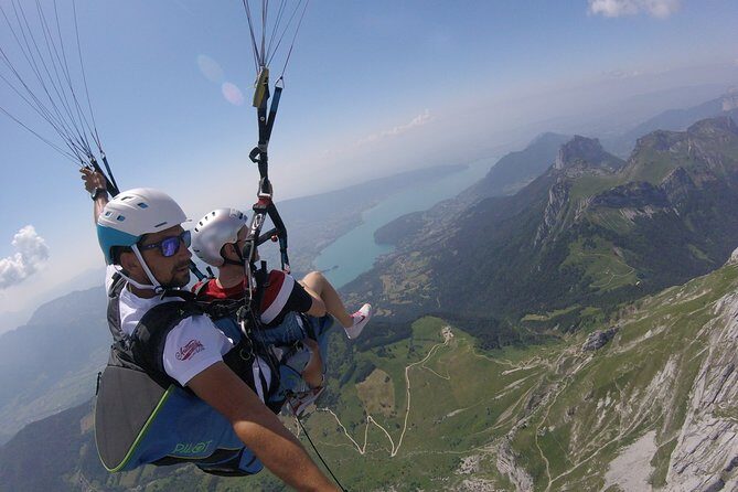 Sensation paragliding flight over the magnificent Lake Annecy - The Experience and Why It’s Worth It