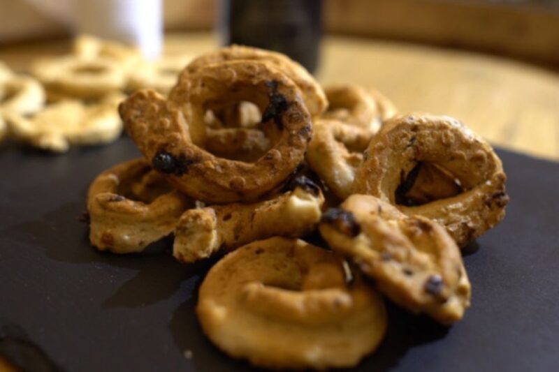 SENSORY TASTING OF EXTRA VIRGIN OLIVE OIL IN LECCE - What to Expect from the Olive Oil Tasting Experience