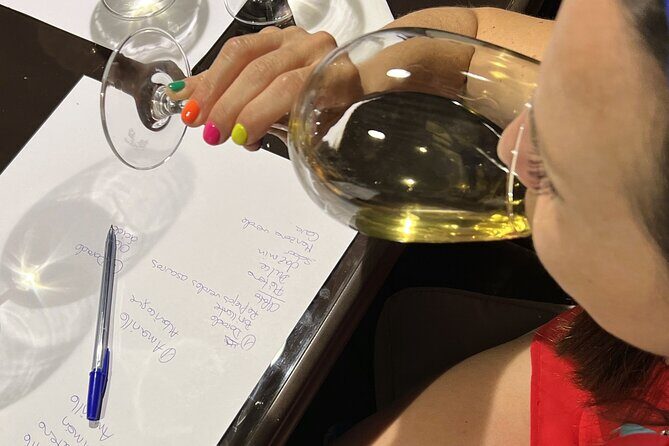 Sensory Tasting to Discover Wine with the 5 Senses - Who Will Love This Experience?