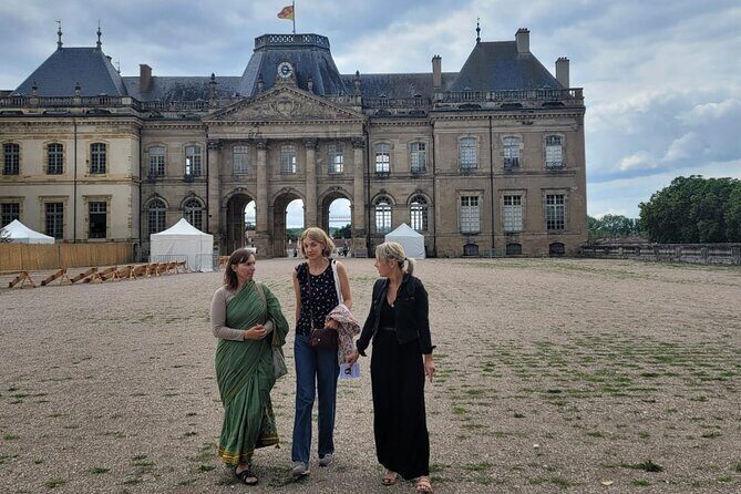 Sensory walks in the Château park in Lunéville - What to Expect from the Sensory Walk in Lunéville’s Château Park