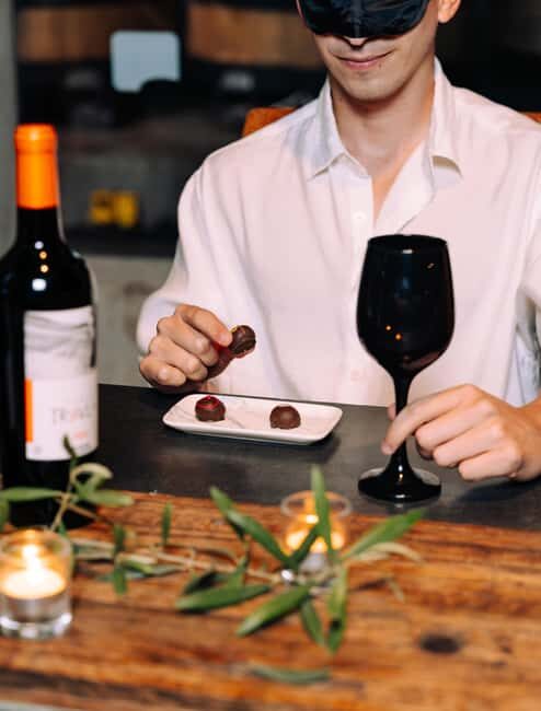 Sensory Wine Tasting with Chocolates at Rondo del Valle - What Makes This Tour Stand Out?