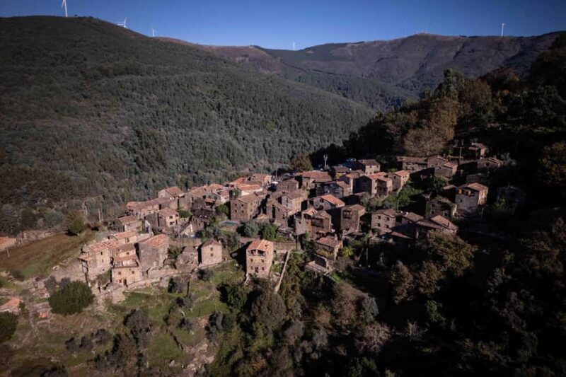 Serra da Lousã: Aldeias do Xisto Bike Tour with Local Guide - Key Points