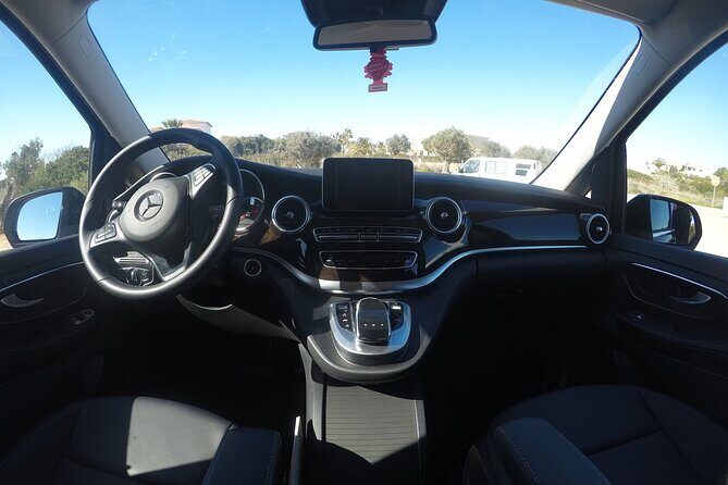 Service from Faro Airport to Praia Da Rocha Portimão - Introduction