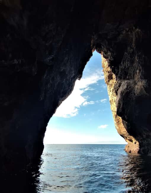 Sesimbra: Arrábida and Espichel Caves Tour and Snorkel - The Experience of the Guides and the Group