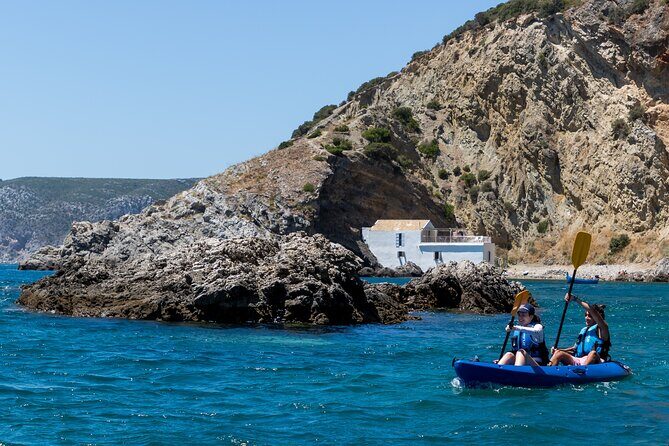 Sesimbra : Guided Kayak Tour in Arrábida Natural Park & Caves - FAQ