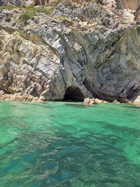 Sesimbra: Private Boat - Beach and Caves - An Honest Look at the Sesimbra Private Boat Tour
