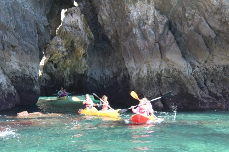 Sesimbra: Ribeiro Cavalo Beach, Caves, & Arrábida Kayak Tour - FAQ