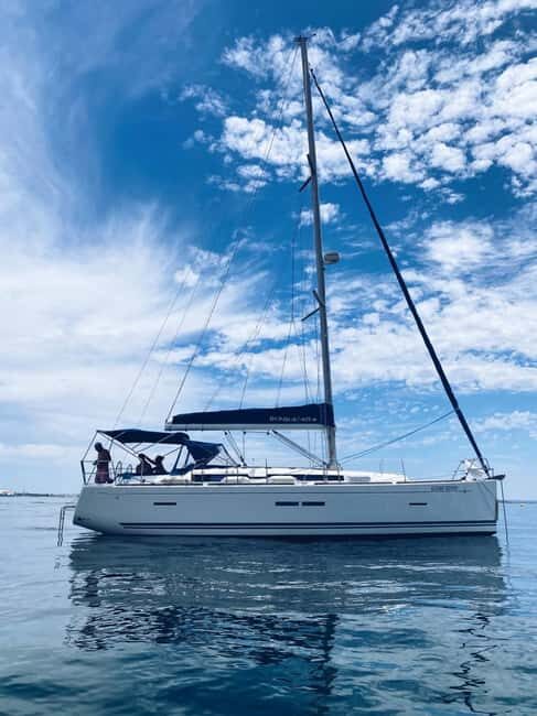 Sesimbra: Sailingboat Tour with Snacks & Drinks - Practical Details and What to Expect