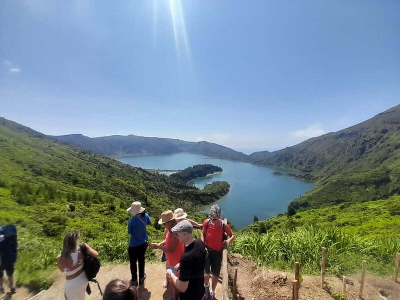 Sete Cidades: Day Tour - Blue & Green Lake and Fire Volcano - The Journey Begins: What to Expect from the Tour