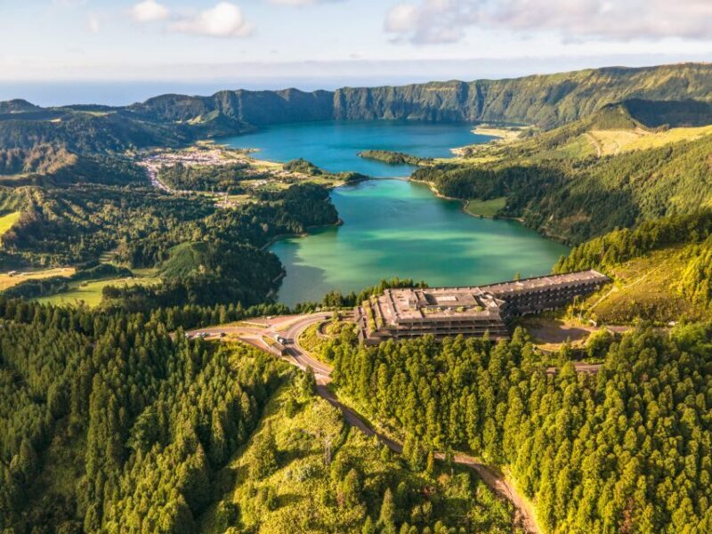 Sete Cidades & Lagoa do Fogo: Full Day Tour with Lunch - Comparing Value: Is It Worth the Price?