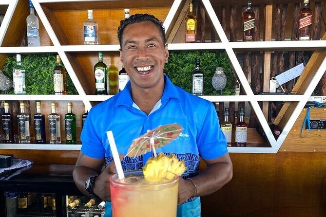 Seventh Heaven Fiji 6 Hour Experience on a Floating Platform - Food, Drinks, and Amenities