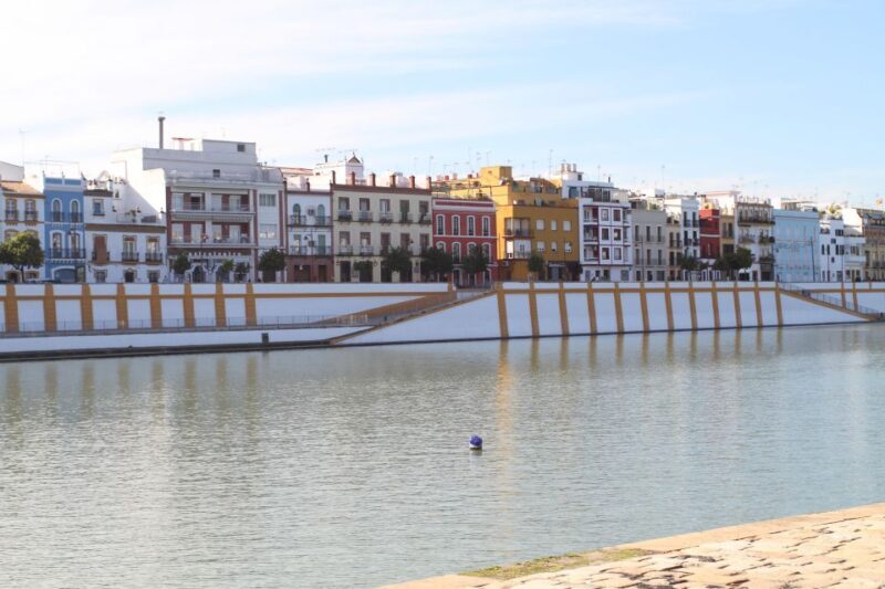 Seville: 3Hour Bike Tour along the Guadalquivir River - What to Expect During the Tour
