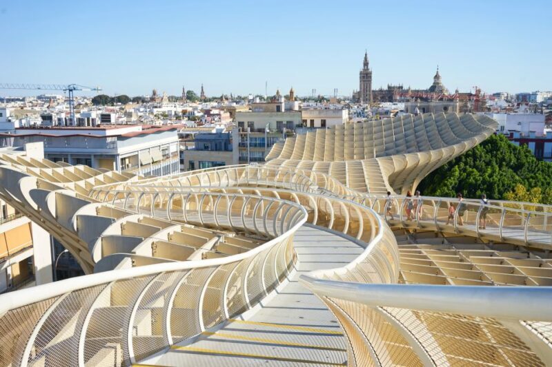 Seville: 4-Hour Private Palaces Guided Walking Tour - Key Points