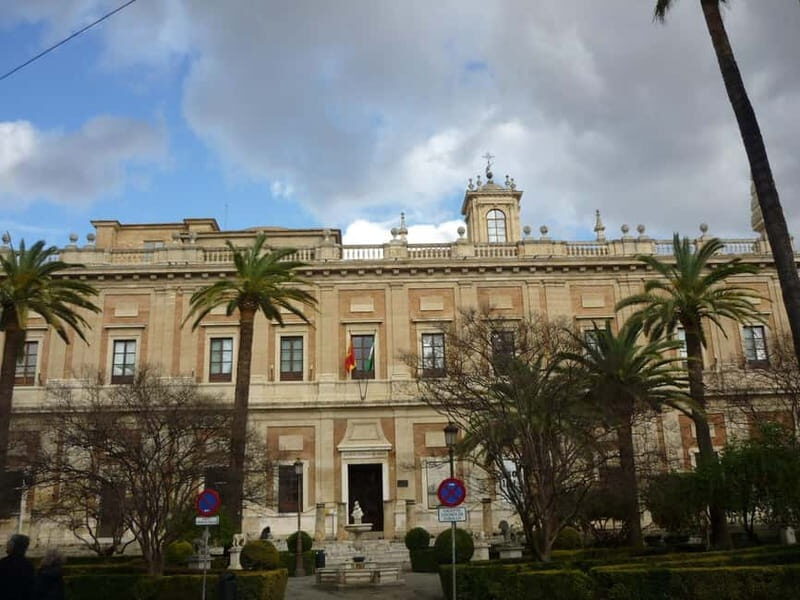 Seville: Age of Discoveries Guided Tour w/ Monuments Access - What Makes This Tour Stand Out