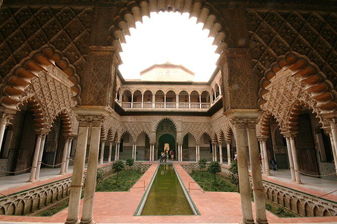 Seville Alcazar, Cathedral and Giralda Skip-The-Line Guided Tour - An In-Depth Look at the Tour Experience