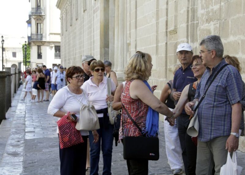 Seville: Cathedral 1-Hour Guided Tour - Analyzing the Cost and Value